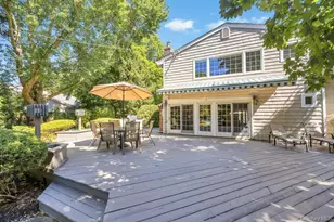 40 Somerset Pl, Syosset, NY 11791 - Photo 46