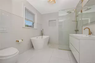 2 Hamilton St, Farmingdale, NY 11735 - Photo 24