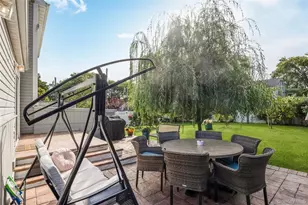 2 Hamilton St, Farmingdale, NY 11735 - Photo 30