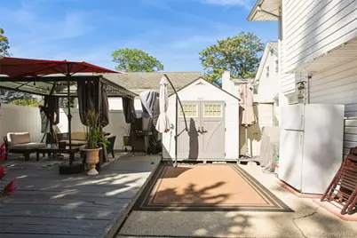 200 E Euclid Street, Valley Stream, NY 11580 - Photo 18