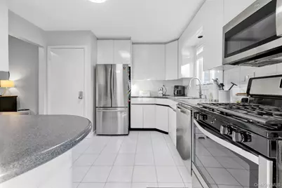 138 E Eckerson Road, Spring Valley, NY 10977 - Photo 12