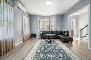 7 Willis Ave., Floral Park, NY 11001 - Photo 4