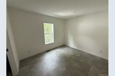 128 Forest Park, Wallkill, NY 12589 - Photo 16