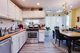 3 Beacon Dr, Sound Beach, NY 11789 - Photo 6