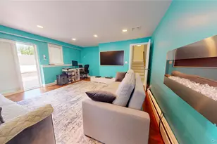 387 Westchester Ave, Tuckahoe, NY 10707 - Photo 10