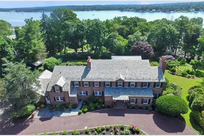 40 Deer Park Road, Great Neck, NY 11024 - Photo 2