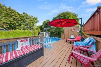 211 Washington Avenue, Brentwood, NY 11717 - Photo 30