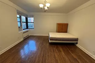 69-10 Yellowstone Blvd, Forest Hills, NY 11375 - Photo 12