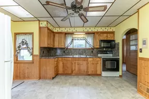 23 Maple St, Esopus, NY 12471 - Photo 14