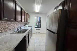 69-10 Yellowstone Blvd, Forest Hills, NY 11375 - Photo 6