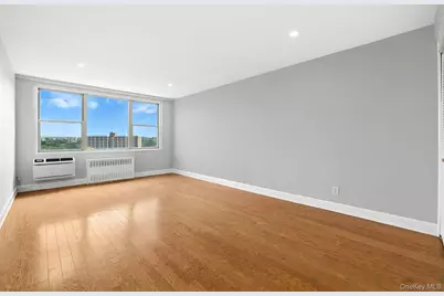 12 Old Mamaroneck Road #7C, White Plains, NY 10605 - Photo 32