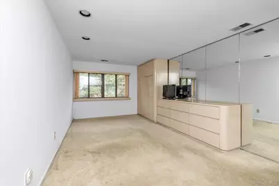 28 Spring Hollow, Roslyn, NY 11576 - Photo 14