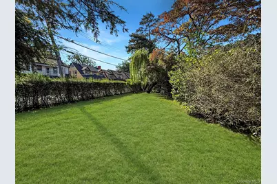 87 Brookside Avenue, Mount Vernon, NY 10553 - Photo 8