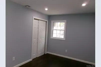 1706 Spur Drive S, Islip, NY 11751 - Photo 14