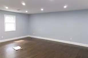 1706 Spur Dr S, Islip, NY 11751 - Photo 8