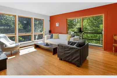 2 Buttermilk Falls, Nyack, NY 10960 - Photo 14