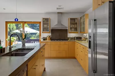 2 Buttermilk Falls, Nyack, NY 10960 - Photo 6