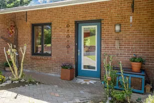 2 Buttermilk Falls, Nyack, NY 10960 - Photo 2