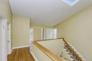 8 Kings Gate Rd, Suffern, NY 10901 - Photo 12