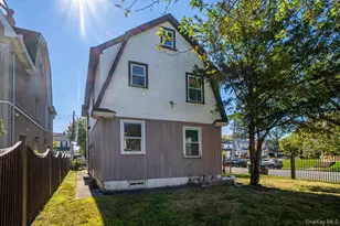 90-01 215th St, Queens Village, NY 11428 - Photo 26