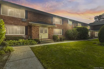 336 Edmunton Drive #L12, North Babylon, NY 11703 - Photo 16