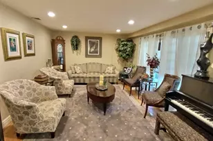 467 Susan Ct, West Hempstead, NY 11552 - Photo 6