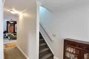 467 Susan Ct, West Hempstead, NY 11552 - Photo 18