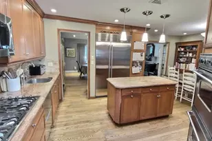 467 Susan Ct, West Hempstead, NY 11552 - Photo 10