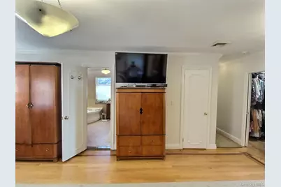 467 Susan Court, West Hempstead, NY 11552 - Photo 22