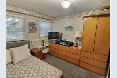 467 Susan Court, West Hempstead, NY 11552 - Photo 34