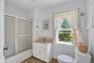 176 S Grand Ave, Poughkeepsie, NY 12603 - Photo 14