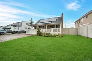 149 Cardinal Rd, Levittown, NY 11756 - Photo 2