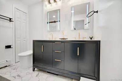 149 Cardinal Road, Levittown, NY 11756 - Photo 14