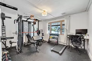 149 Cardinal Rd, Levittown, NY 11756 - Photo 10