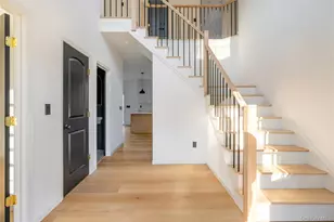 79 Frost Hill Rd, Pleasant Valley, NY 12569 - Photo 4