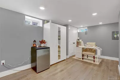 2325 Centre Avenue, Bellmore, NY 11710 - Photo 16