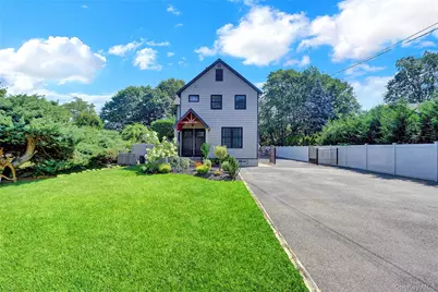 2325 Centre Avenue, Bellmore, NY 11710 - Photo 32