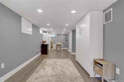 2325 Centre Avenue, Bellmore, NY 11710 - Photo 14