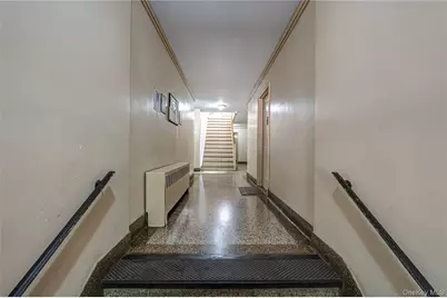 153 Smith #F22, Freeport, NY 11520 - Photo 2