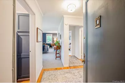737 N Broadway #2D, Hastings on Hudson, NY 10706 - Photo 2