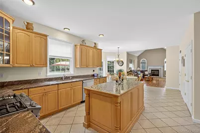 14 Meadow Crest Drive, Mahopac, NY 10541 - Photo 16