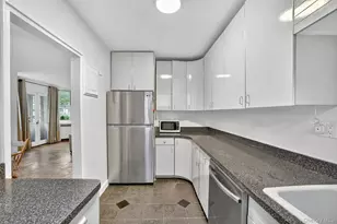 64 Pinewood Rd, Hartsdale, NY 10530 - Photo 14