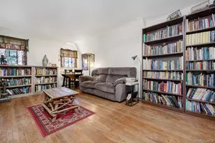 631-27 Fitchett St, Rego Park, NY 11374 - Photo 20