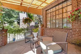 631-27 Fitchett St, Rego Park, NY 11374 - Photo 4