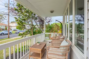 3608 Tonopah St, Seaford, NY 11783 - Photo 38