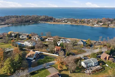 9 Beatrice Lane, Glen Cove, NY 11542 - Photo 1