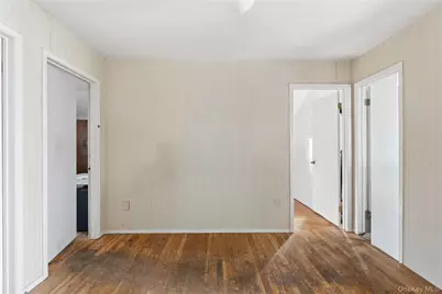 9 Beatrice Lane, Glen Cove, NY 11542 - Photo 14