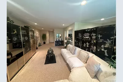 376 Central Avenue #3-V, Lawrence, NY 11559 - Photo 14