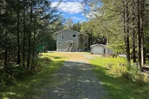 451 Breezy Hill Rd, Parksville, NY 12768 - Photo 2