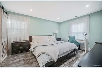 9 Carston Street W, Selden, NY 11784 - Photo 18